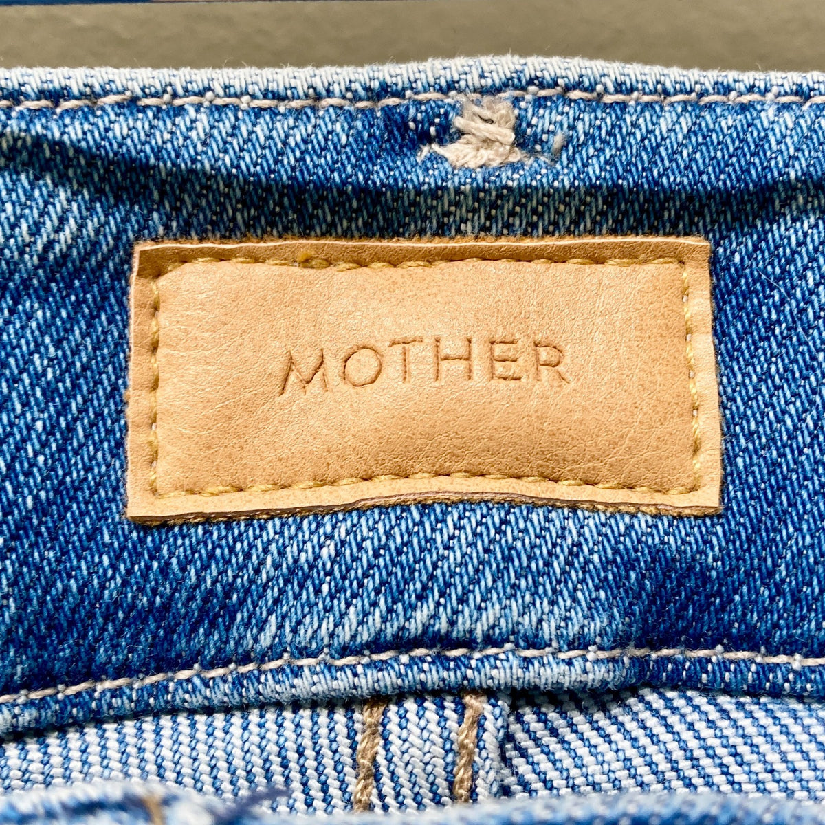 Mother Major Prep Zip Sneak Jeans in Ready Set Go Wash - Size 29 - 1102JV