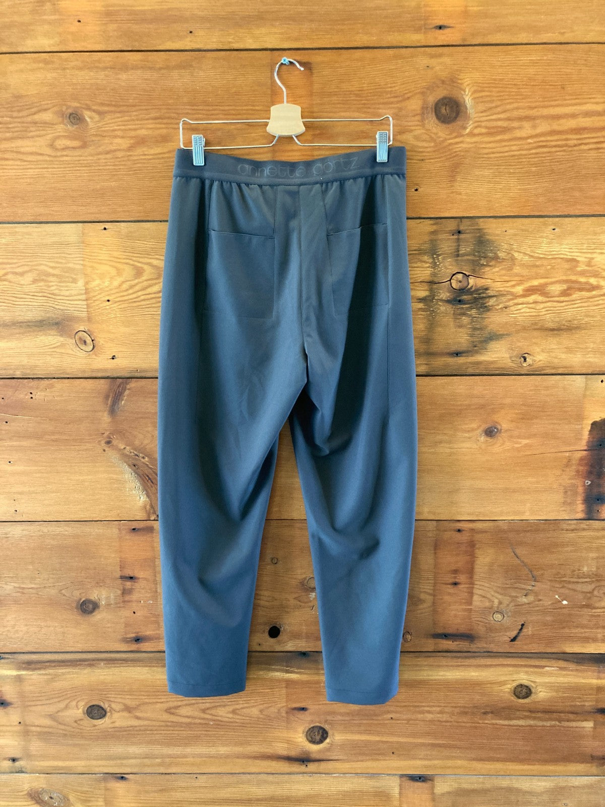 Annette Gortz $640 Anthracite Slim Leg Pants - Size 40 / M - NEW - 4427SC