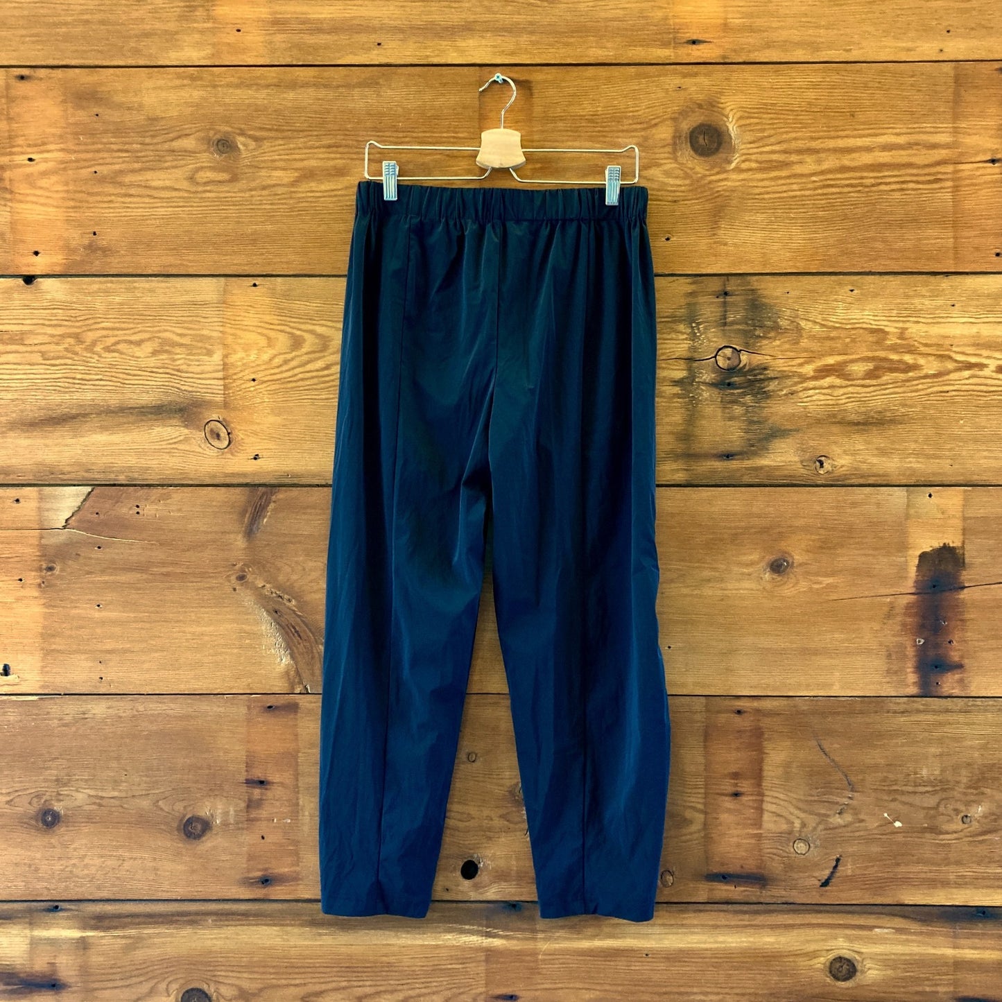 Ruti Black Tapered Leg High Waisted Athleisure Pants - Size 8 - 4427SC