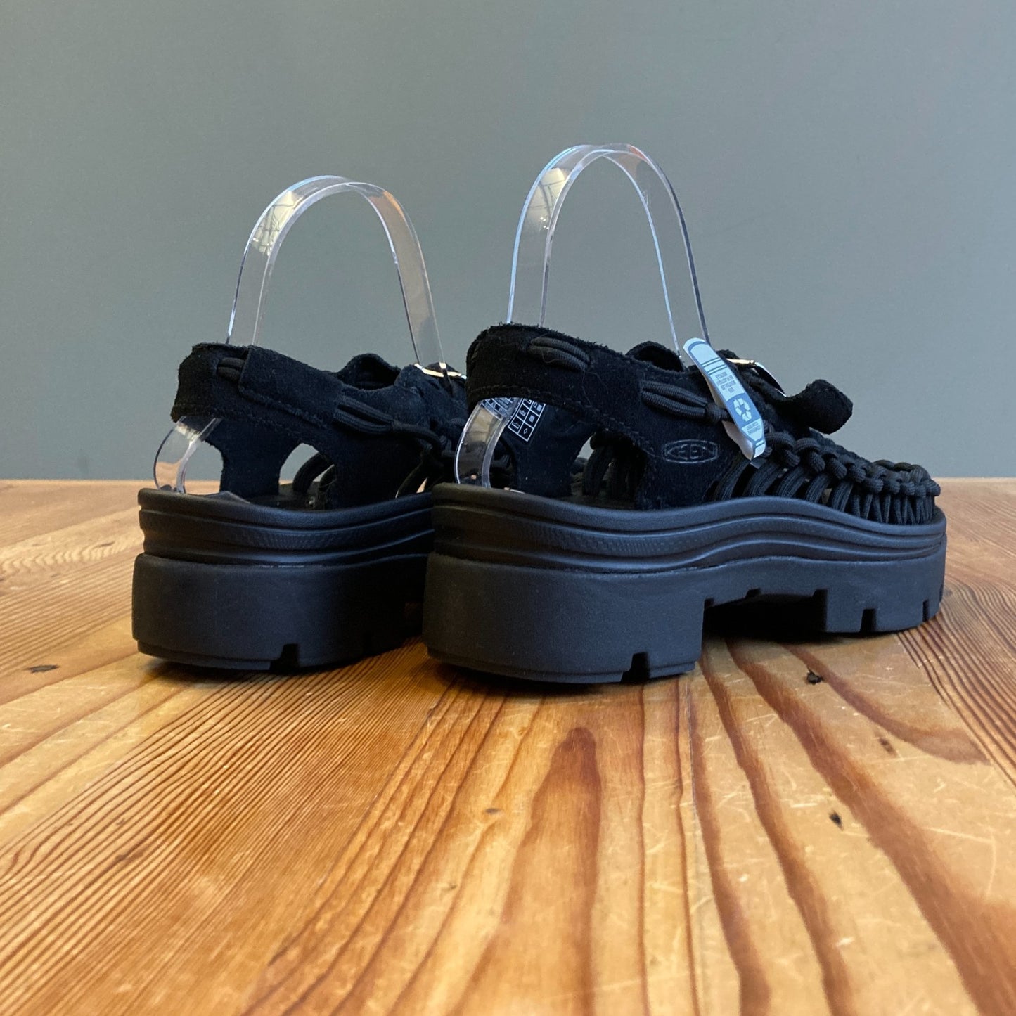 9 - Keen Black Uneek PLT Mary Jane Platform Sandals Shoes $170 NEW w/ Box 0416JW