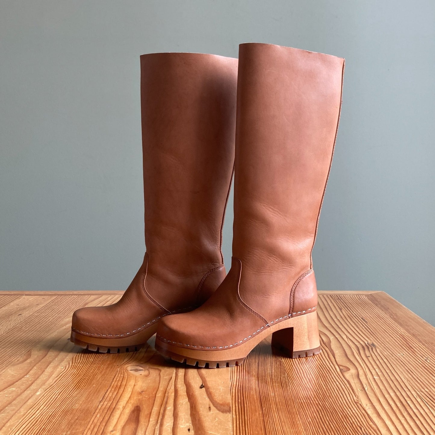 Swedish Hasbeens Tan Tall Plain Boot Brown Leather w/ Box - Size 38 / 8 - 0313SH