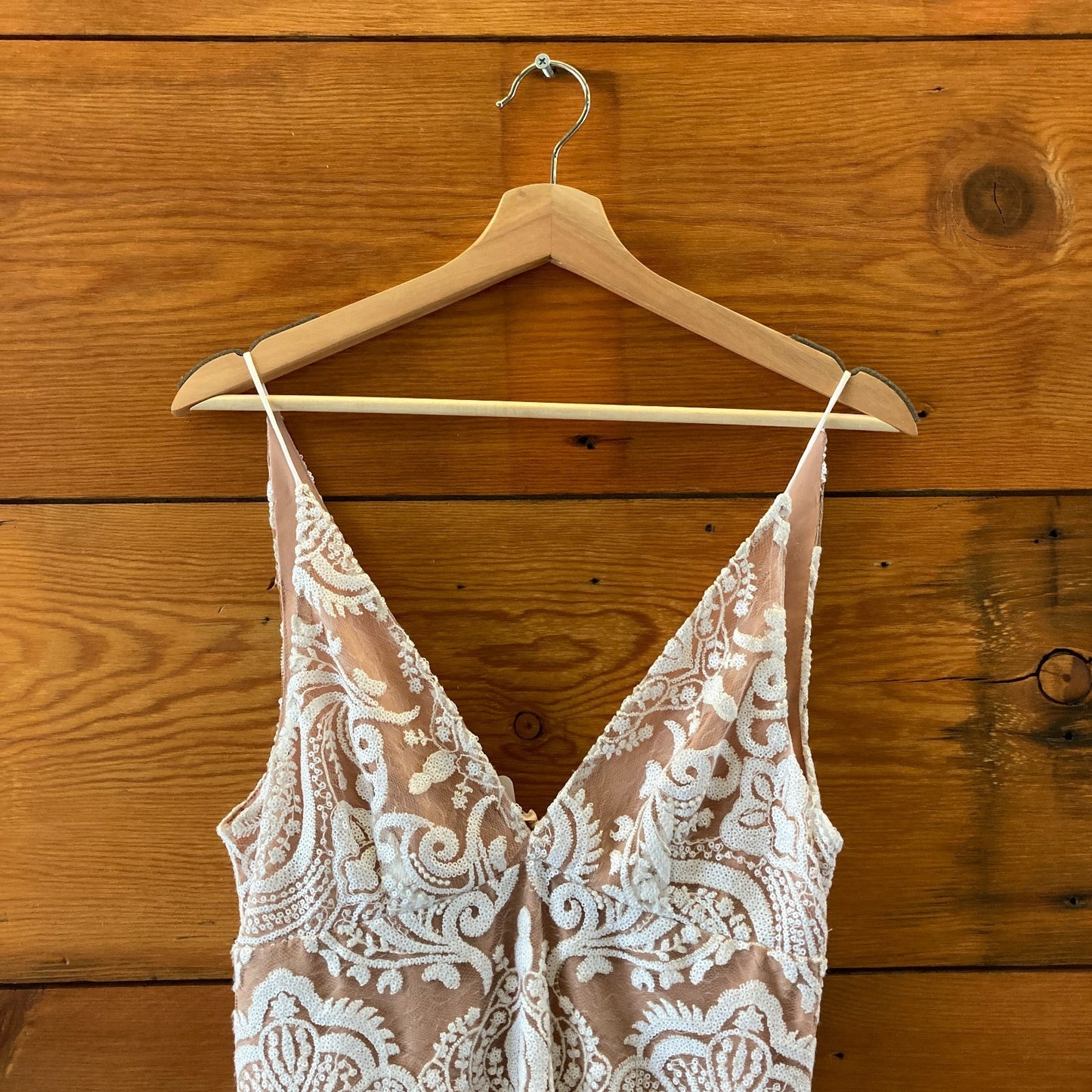Free People NEW White Lace Overlay Night Shimmer Mini Dress - Size 2 - 0514CP