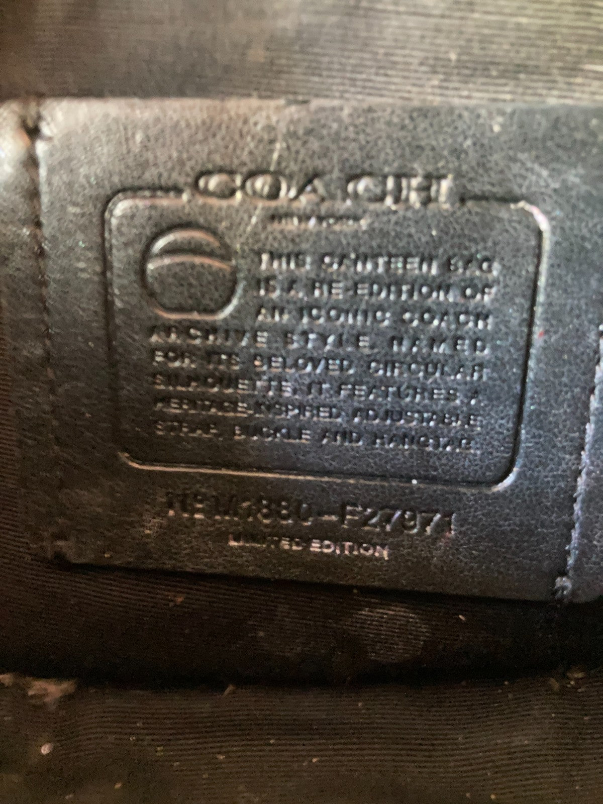 Coach Small Black Leather Canteen Circle Crossbody Bag Purse  - 0617RF