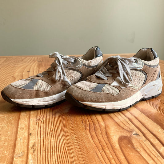 Golden Goose Beige Dad-Star Athletic Sneaker Shoes - Size 36 / 6 - 1220MM