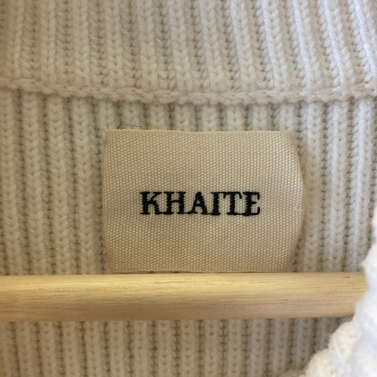 Khaite Ivory Ribbed Knit Wool Short Sleeve Turtleneck Sweater - Size S - 0422VS