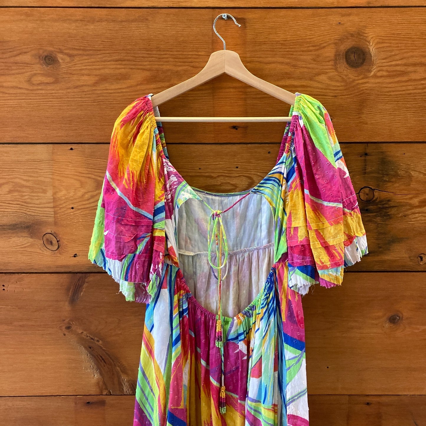 M - Farm Rio Multicolor Rainbow Leaves Print Open Back Midi Dress 1203TR