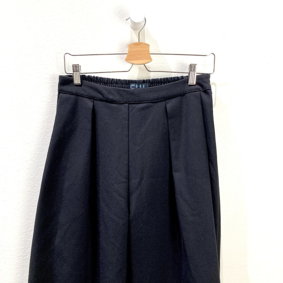 Fui Black Gender Neutral Elastic Waist Pleated Classic Pants - One Size - 1217MA