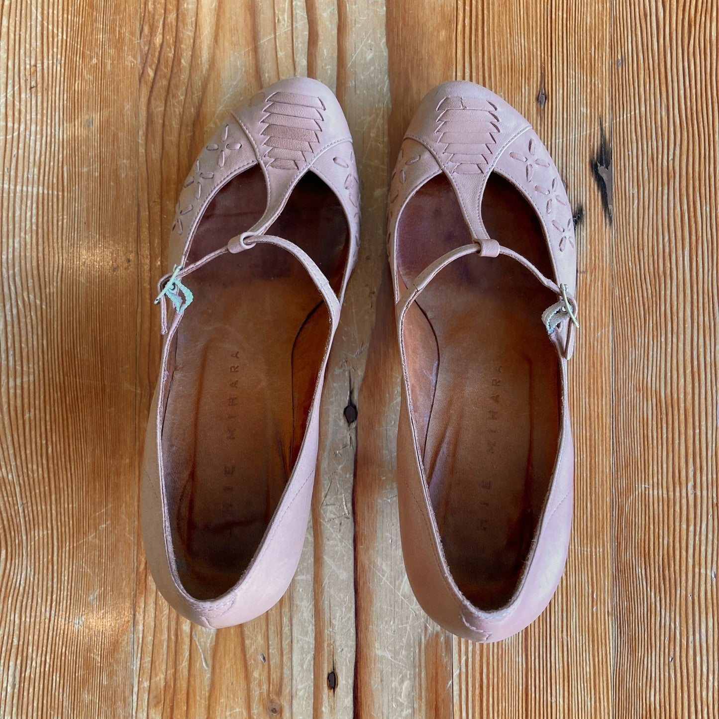 Chie Mihara Tan Leather T Strap Mary Jane Shoes - Sz 36.5 / 6.5 - w/ Box 0818SL