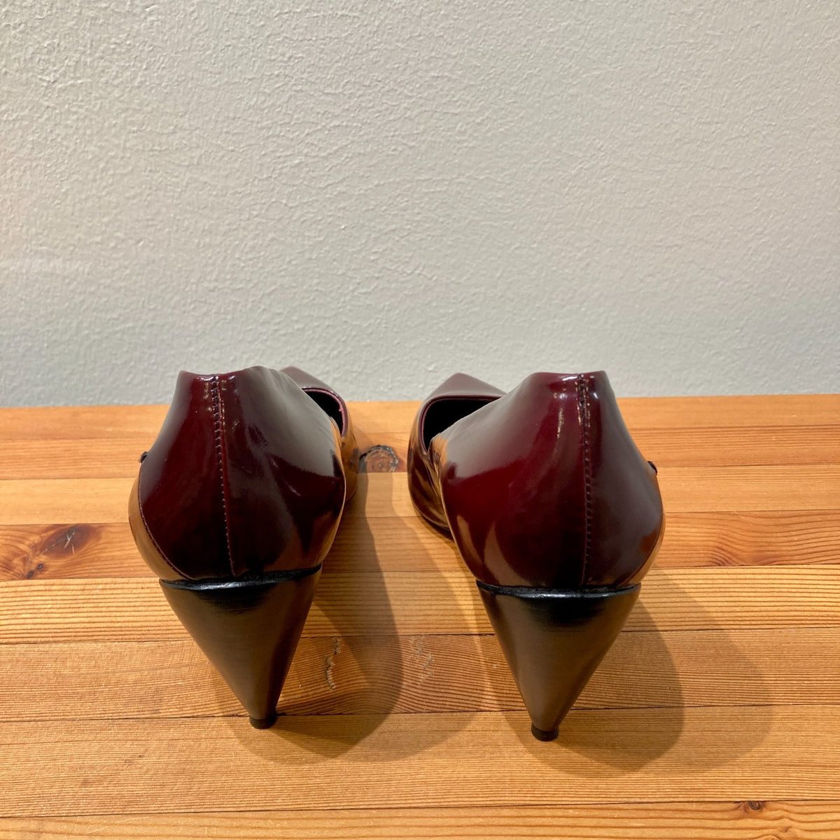 Costume National Oxblood Leather Pointed Toe Heels - Size 38 / 8 - NEW - 1122CT