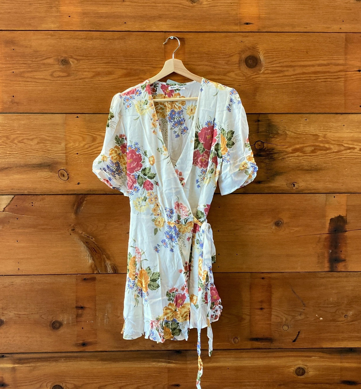 Reformation White Floral Patterned Short Sleeve Wrap Dress - Size L - 1125EA