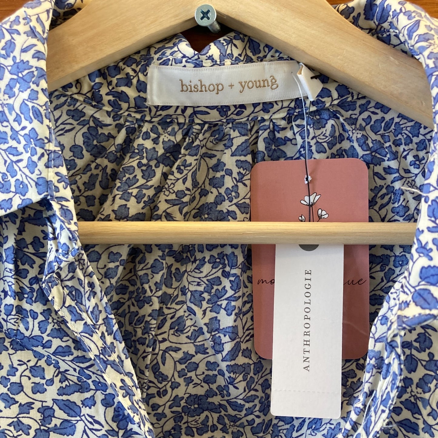 M - Bishop + Young Anthropologie Blue White Floral Print NEW Sofia Top 0416JW