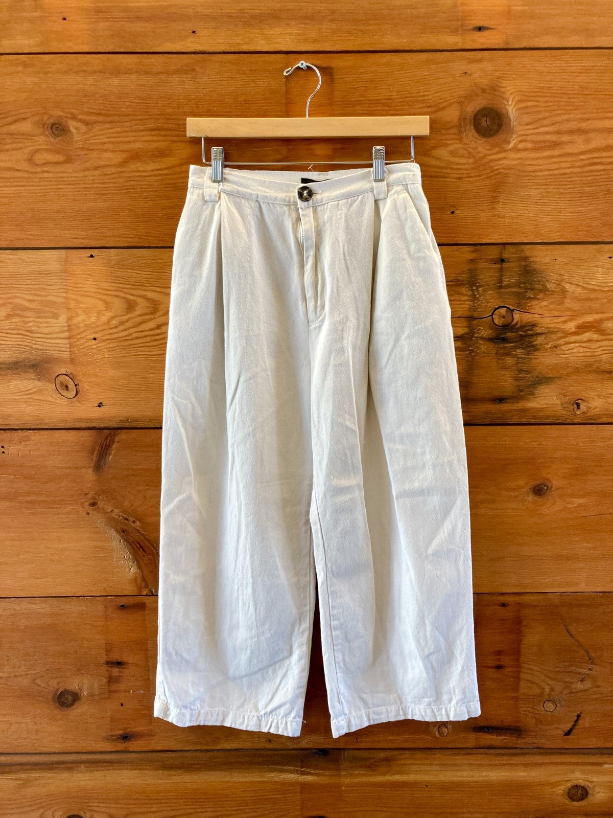 Nin Studio Ivory Cotton High Waist Pleated Cropped Pants - Size M - 0612SM