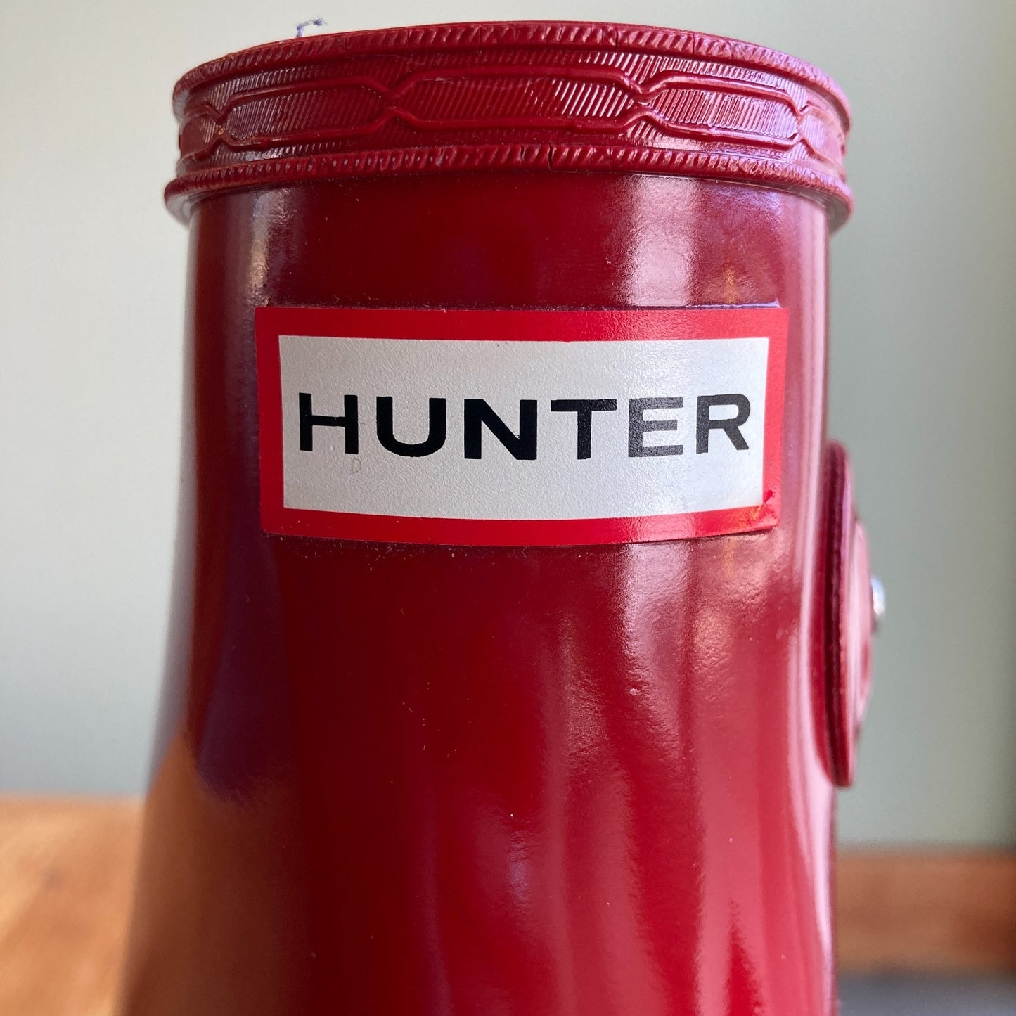 Hunter $190 Military Red Original Gloss Tall Rainboots Boots - Size 8 - 0306CH