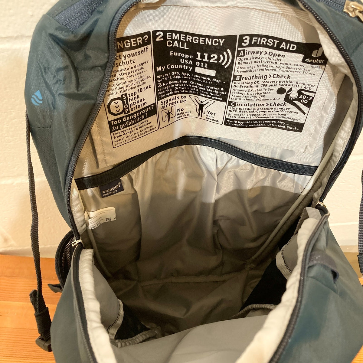 Deuter Navy Blue Speed Lite 21 Ultralight Hiking Daypack Backpack - 0815CJ