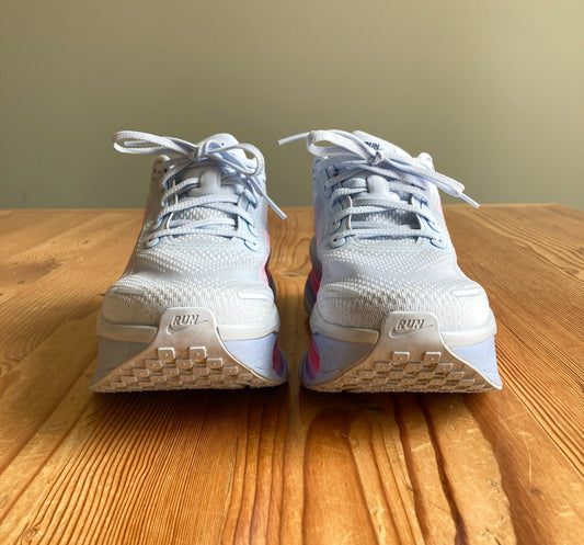 Nike Vomero Premium Blue Tint Sneakers Womens Shoes - Size 9 - 1105AR