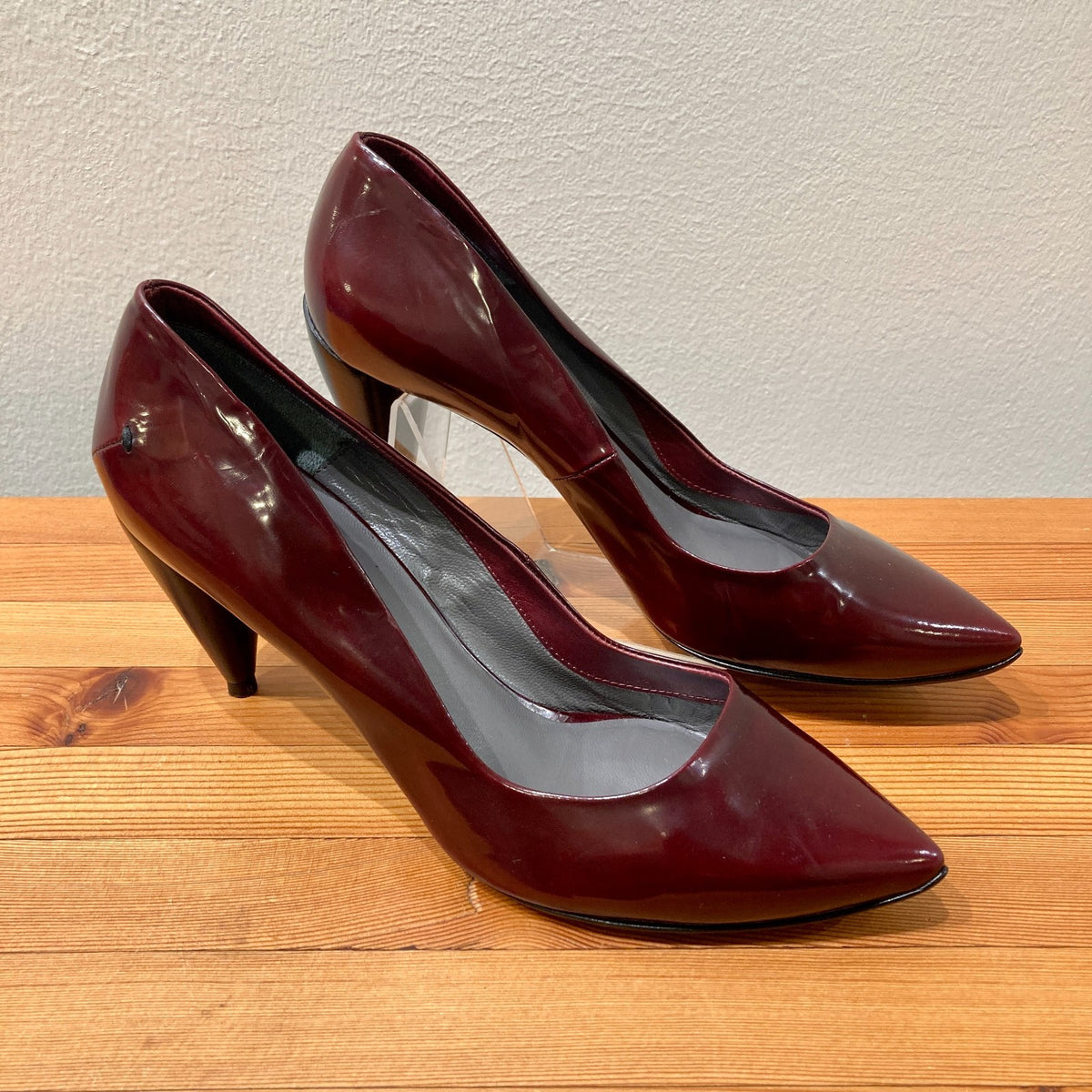 Costume National Oxblood Leather Pointed Toe Heels - Size 38 / 8 - NEW - 1122CT