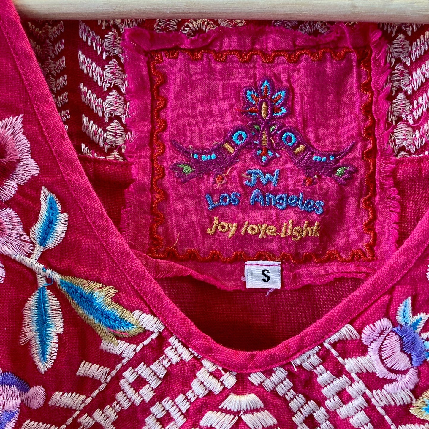 Johnny Was Magenta Pink Embroidered V Neck Tunic Top - Size S - 0621AS