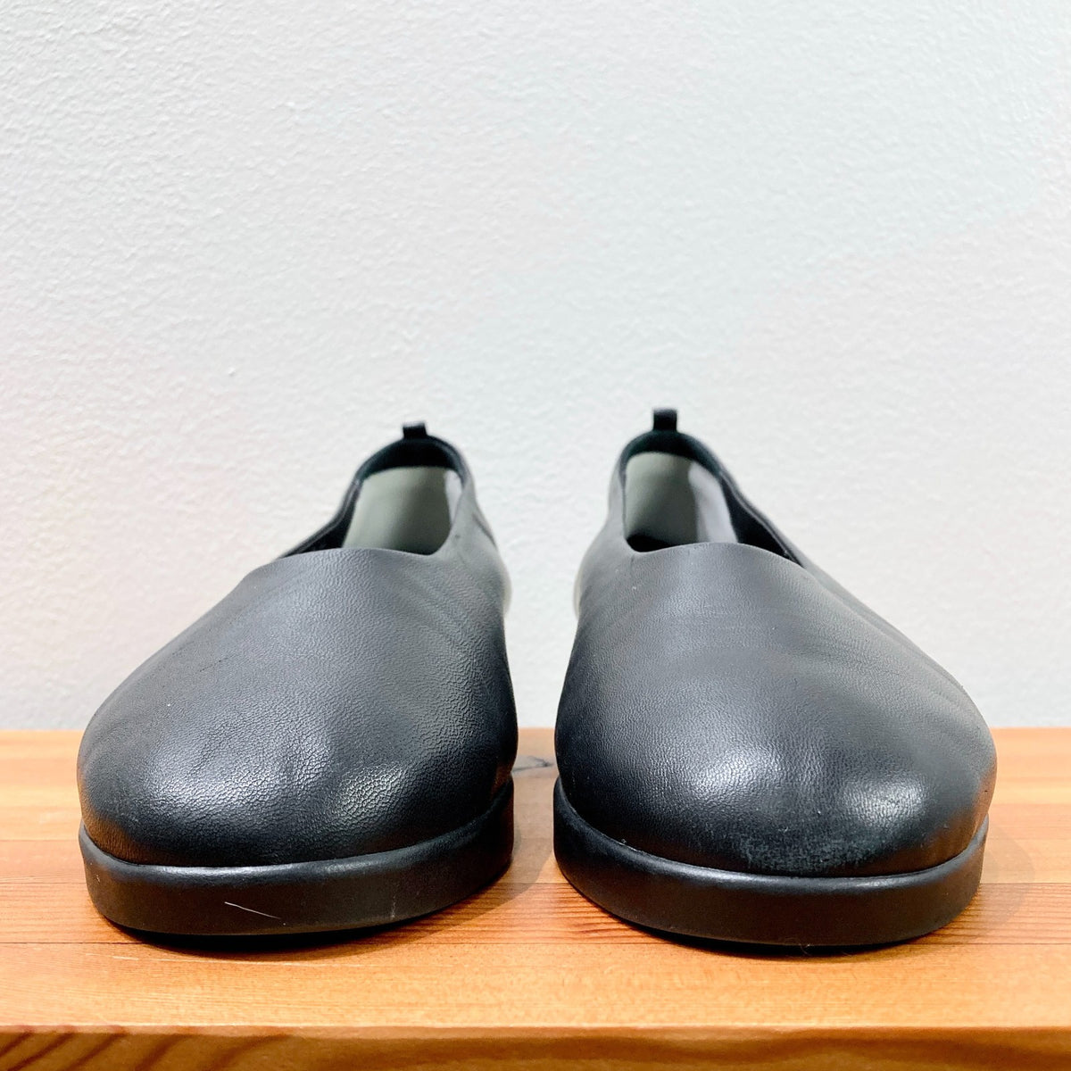 Hopp Black Soft Leather Slip On IO Slipper Wedges Shoes - Size 9 - 0905AG