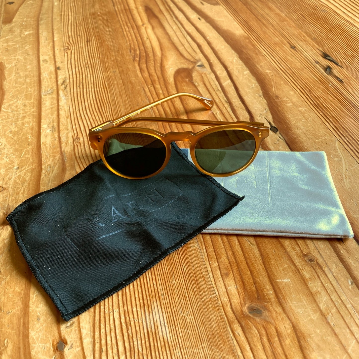 Raen $170 Remmy Honey / Bottle Green Sunglasses - Size 49 w/ bag - 0206RN