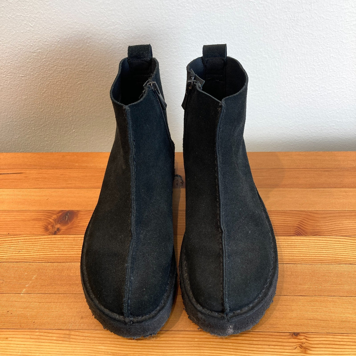 Clarks Black Suede Side Zip Trek Wedge Ankle Boots - Size 8 - 0320HJ