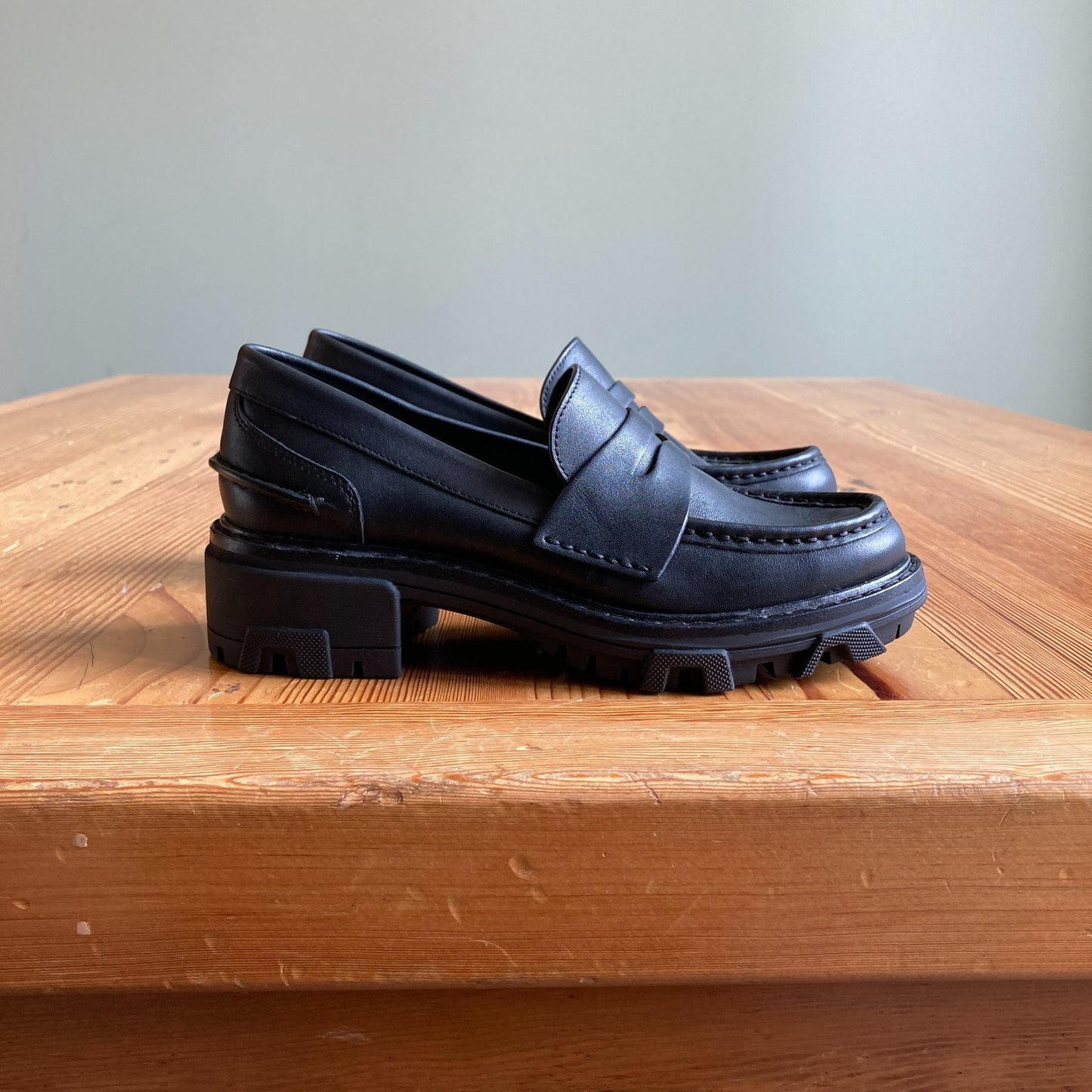 Rag & Bone Black Leather Shiloh Lug Sole Penny Loafers Shoes - Size 35 - 0607HL
