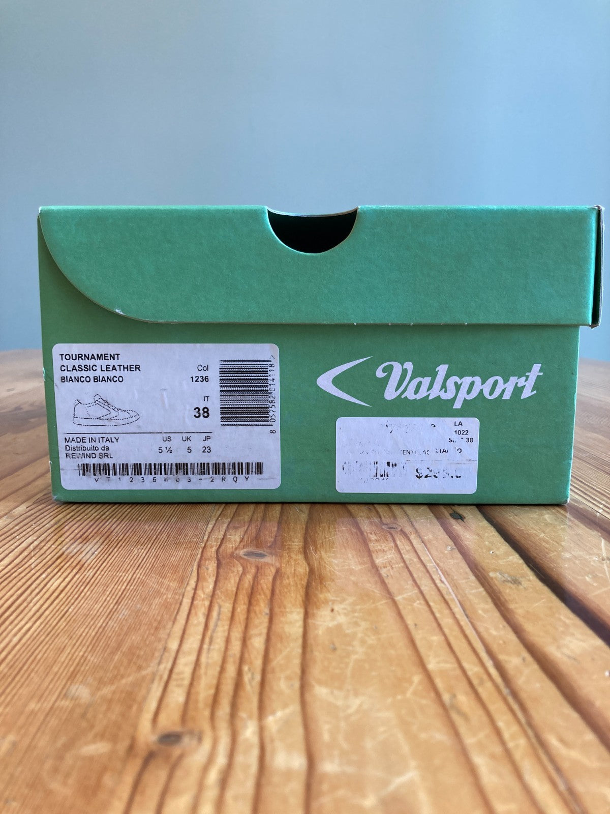 Valsport $296 White Leather Tournament Shoes - Size 38 - NEW w/ Box - 4427SC