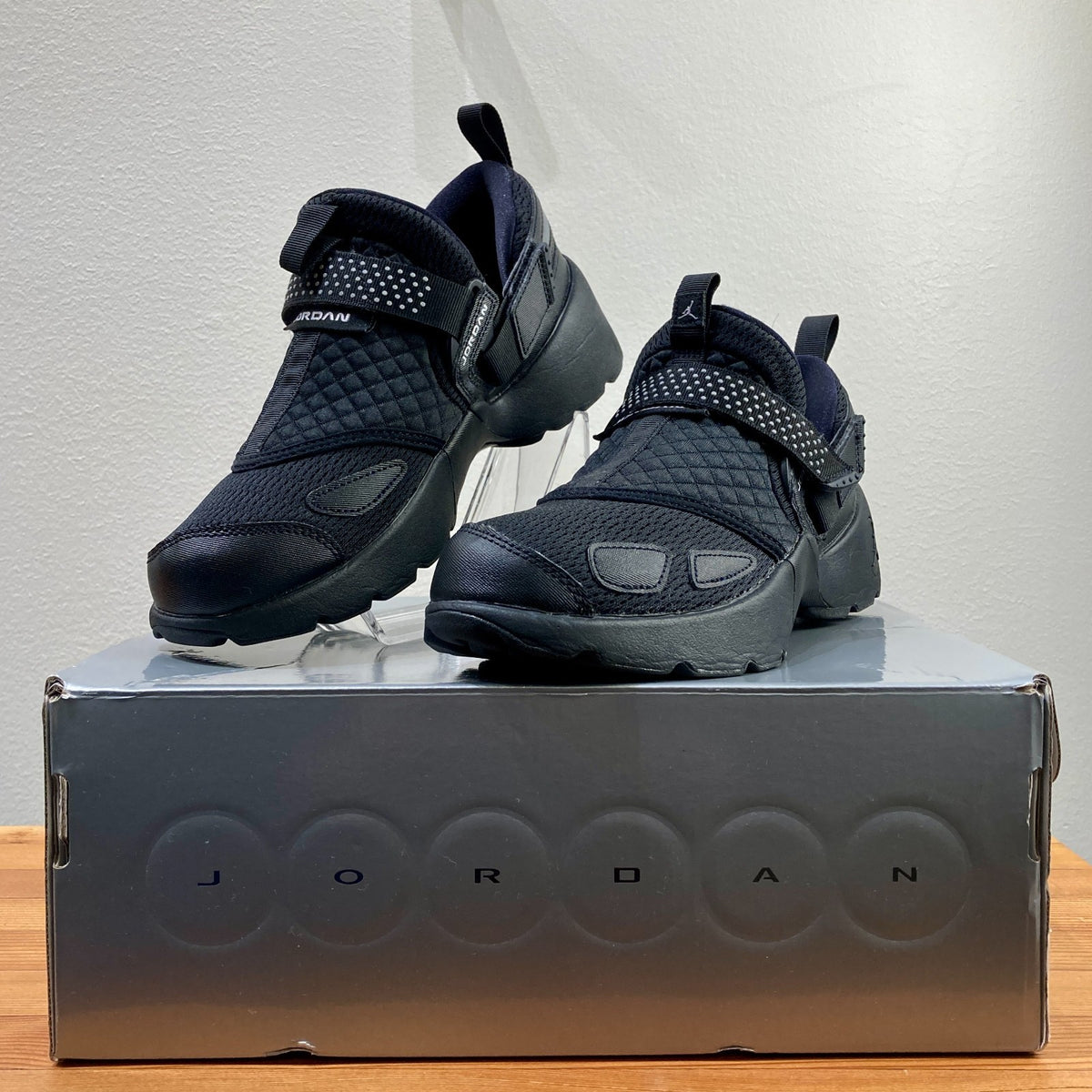 Nike Black Air Jordan Trunner LX Shoes HQ2164 - Size 8 - NEW w/ Box - 0919AW