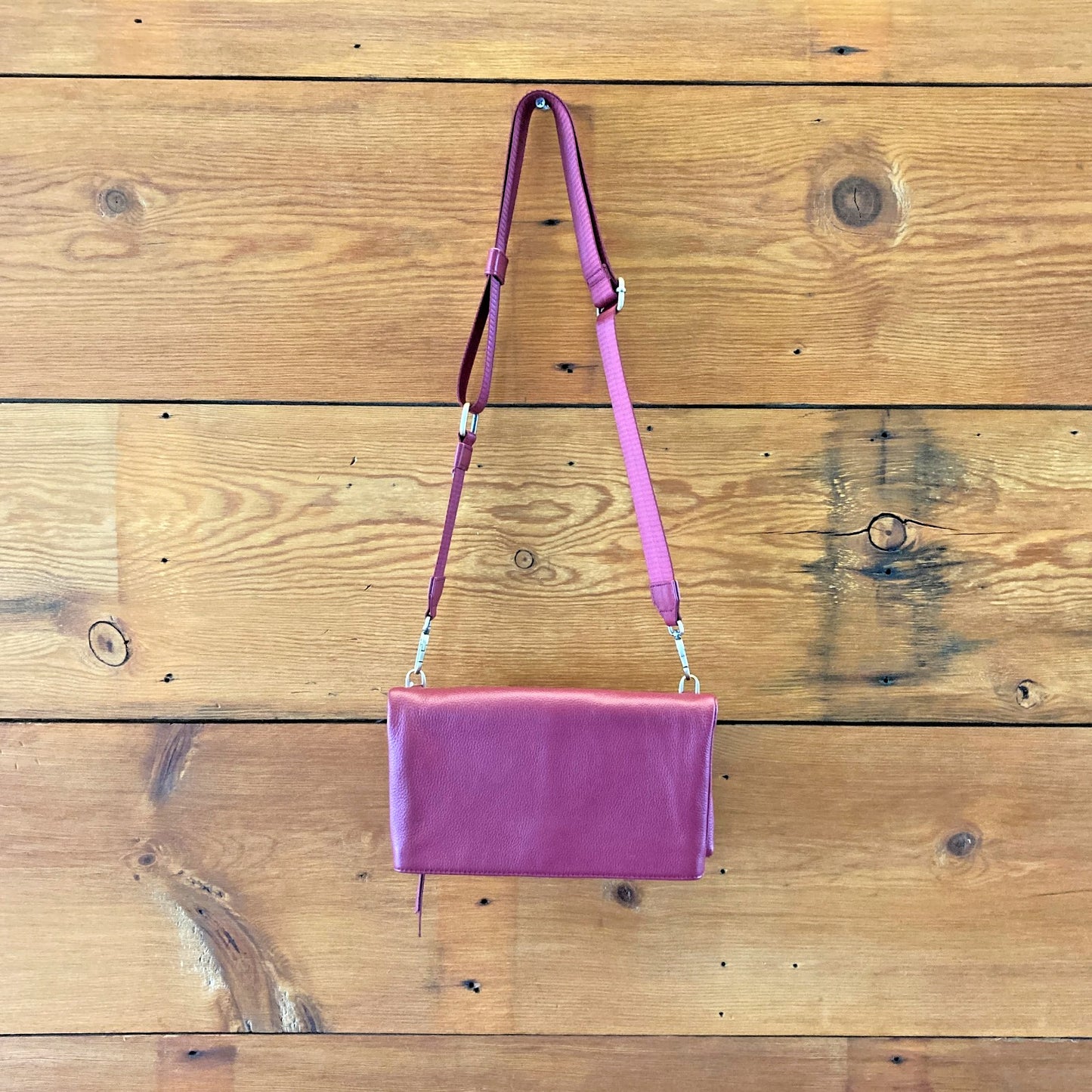 Hobo International Burgundy Flap Top Leather Crossbody Purse Bag - 0523HS