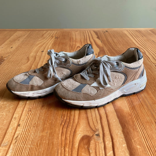 Golden Goose Beige Dad-Star Athletic Sneaker Shoes - Size 36 / 6 - 1220MM