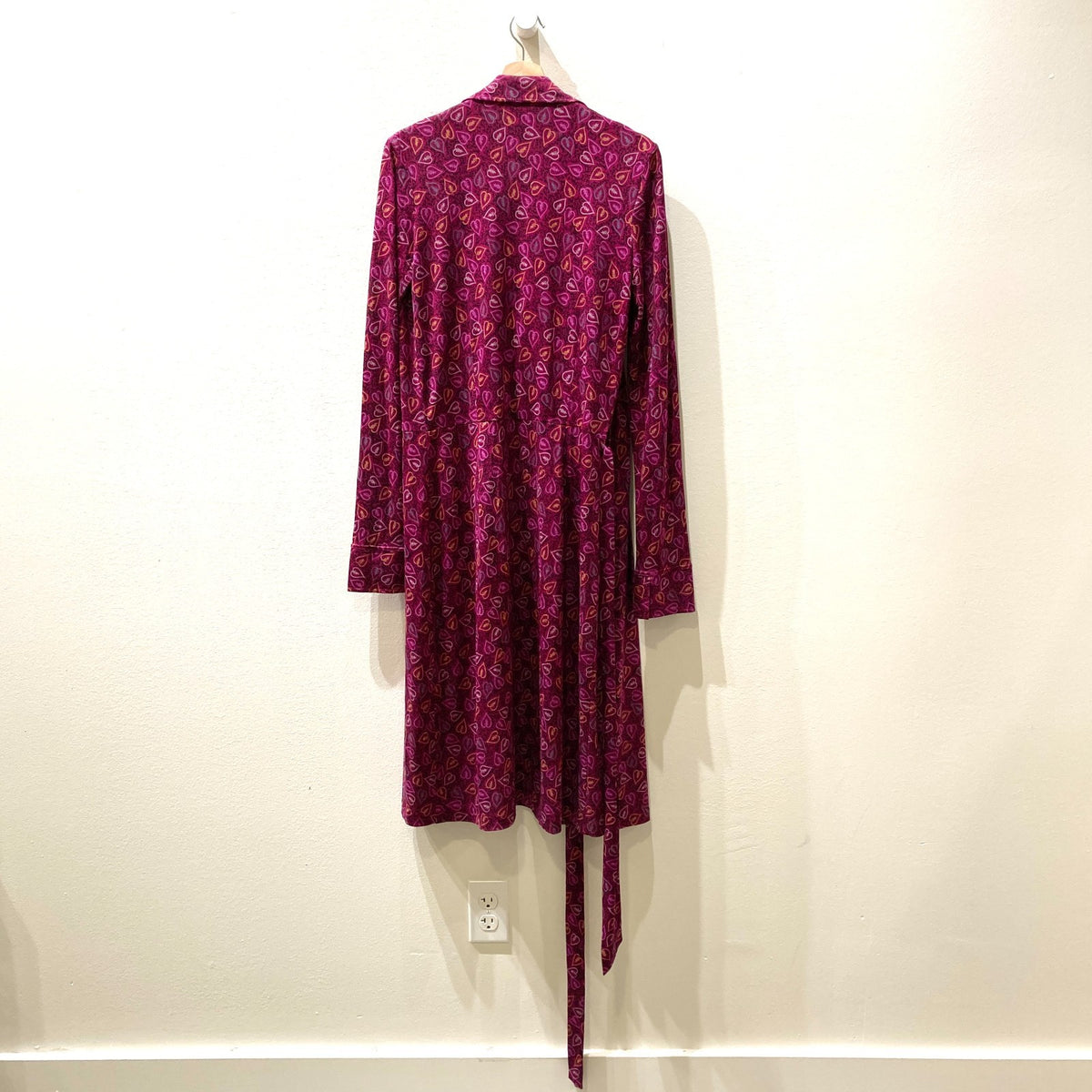 Diane von Furstenberg Magenta Heart Pattern Silk Wrap Dress - Size 10 - 0915CR