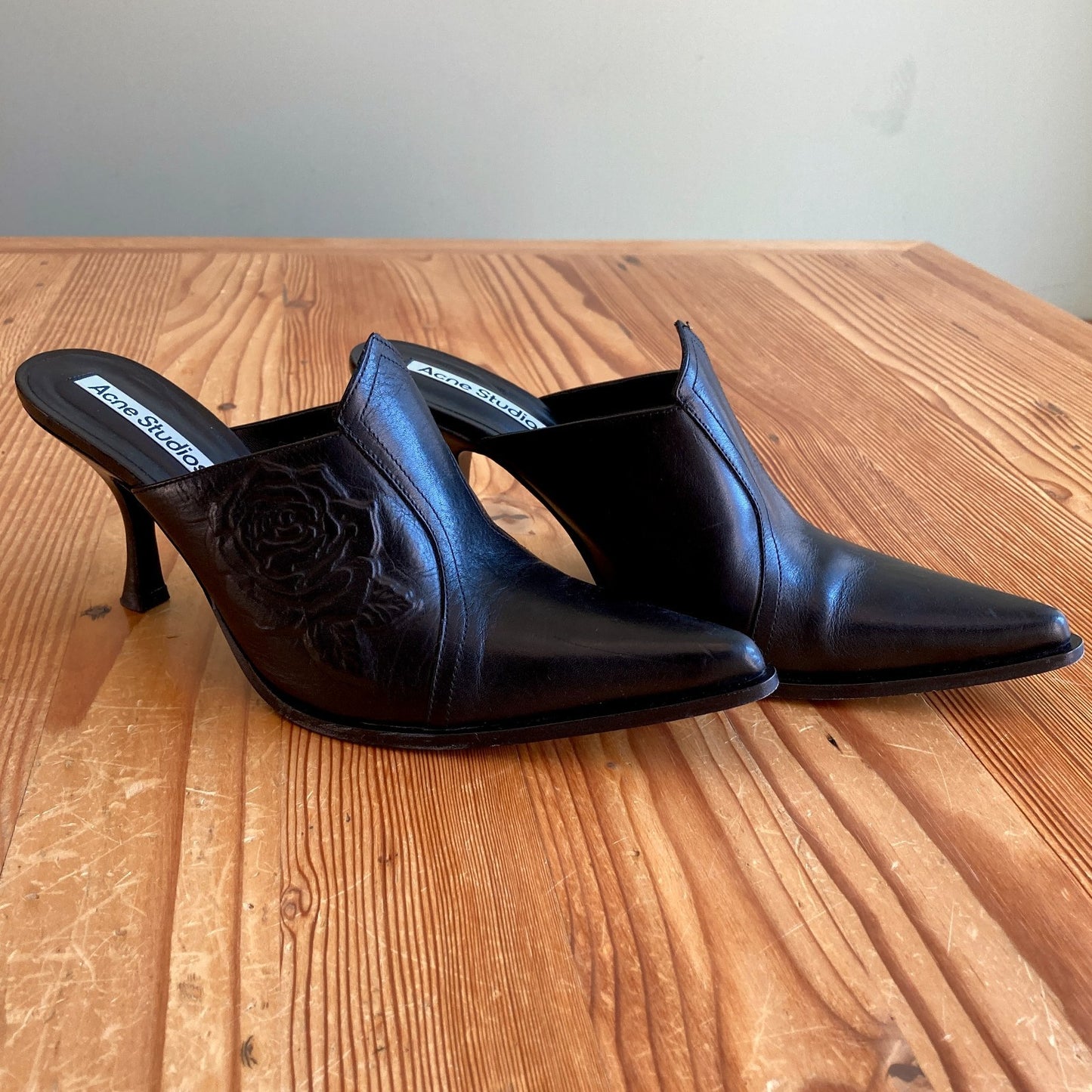 Acne Studios Black Rose Leather Mules Heels NEW w/ Box - Size 41 / 11 - 0811BN