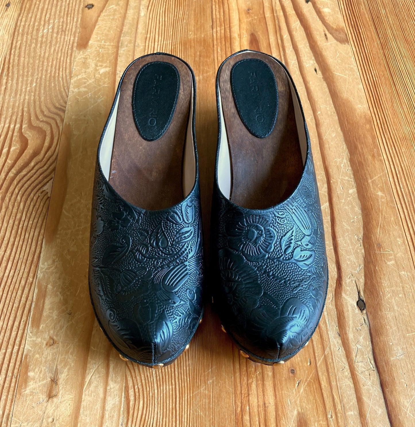 Farm Rio Black Embossed Studded Low Wedge Clogs Shoes - 0715DP