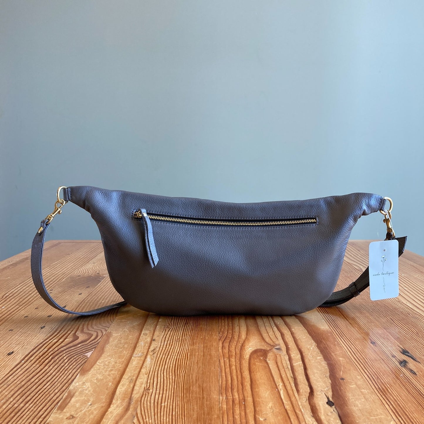 TAH Gray Leather $345 Commuter Fanny Pack Bag - 0926PB