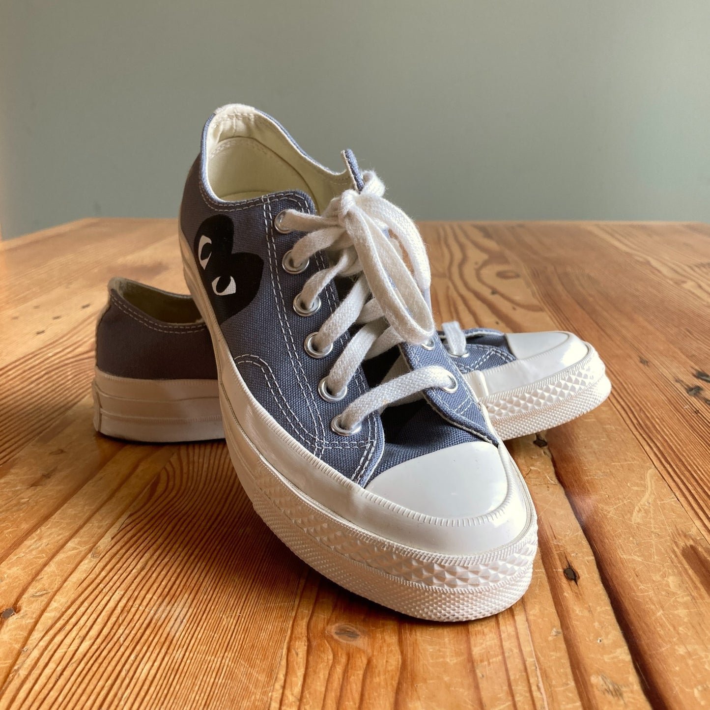 Converse X Play Comme Des Garcons Gray Chuck Low Heart Shoes - Size 7 - 0818SL