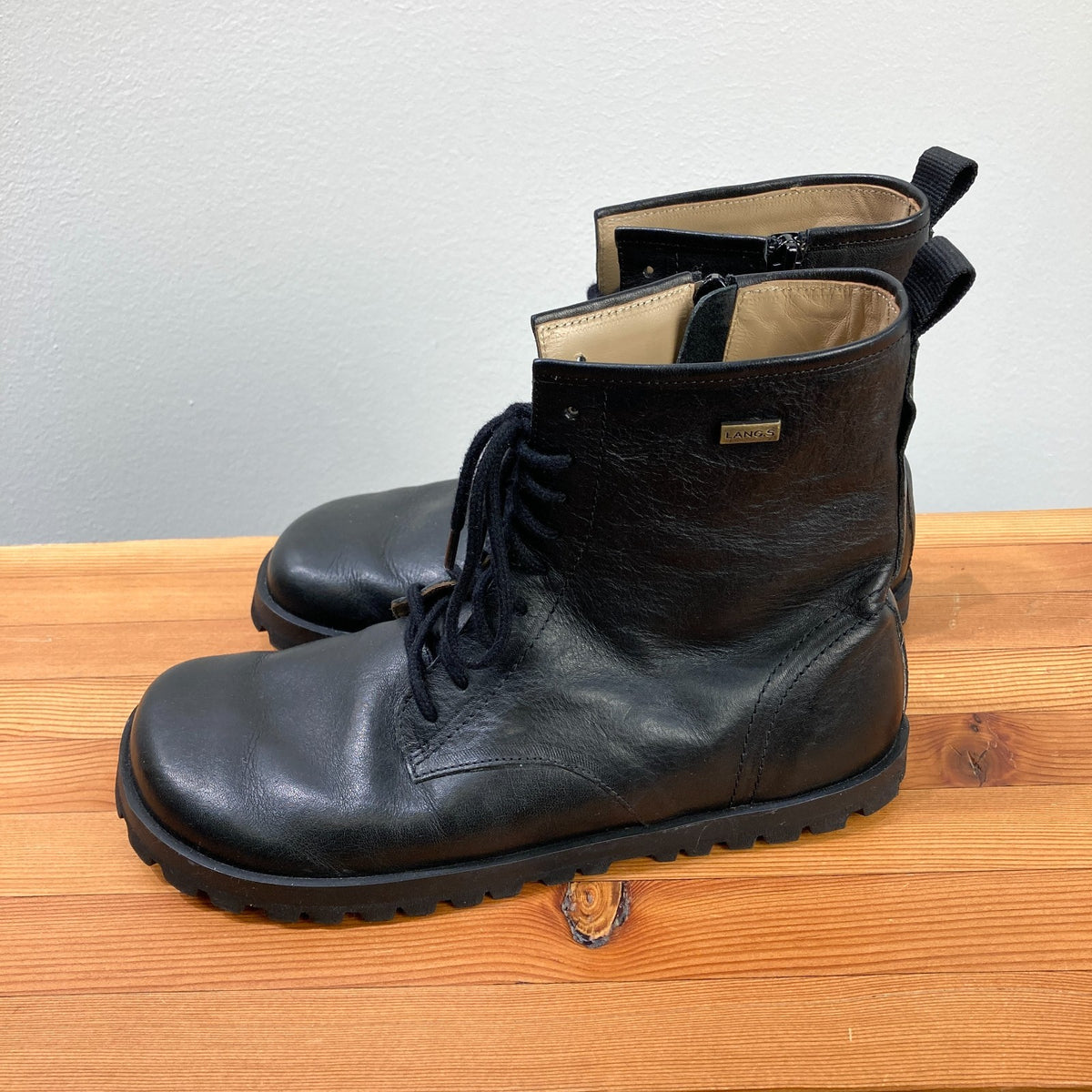Lang.S Kombat Black Leather Side Zip Barefoot Laced Boots - Size 38 / 8 - 1107MB