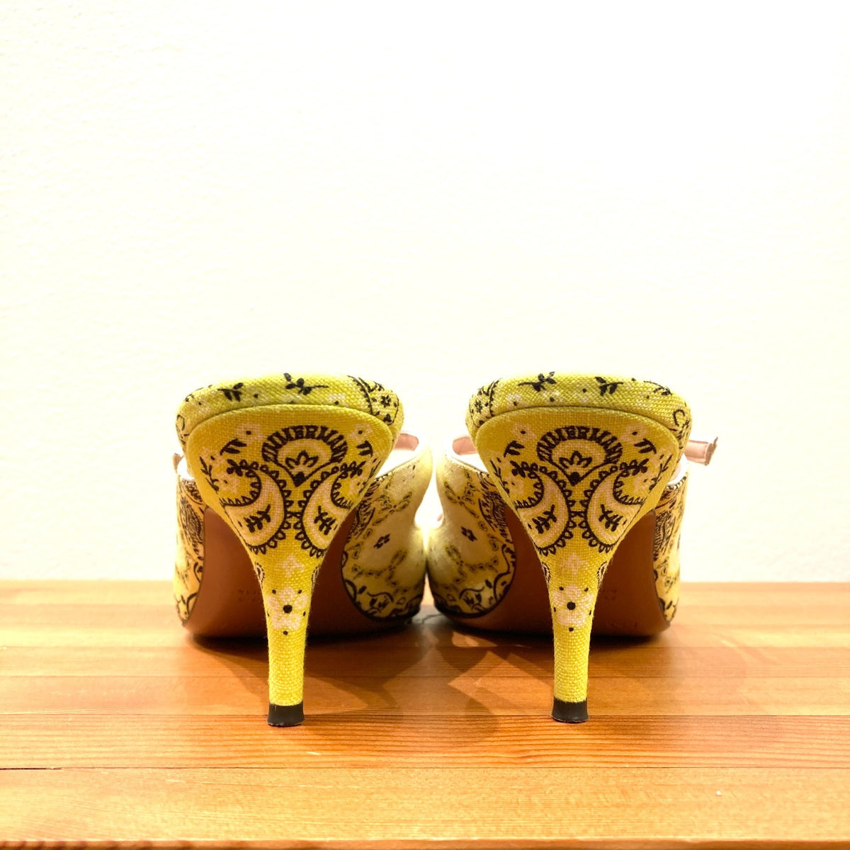 Zimmermann $575 Yellow Bandana Aura Mules Heels - Size 38 / 7.5 w / box - 1017SC
