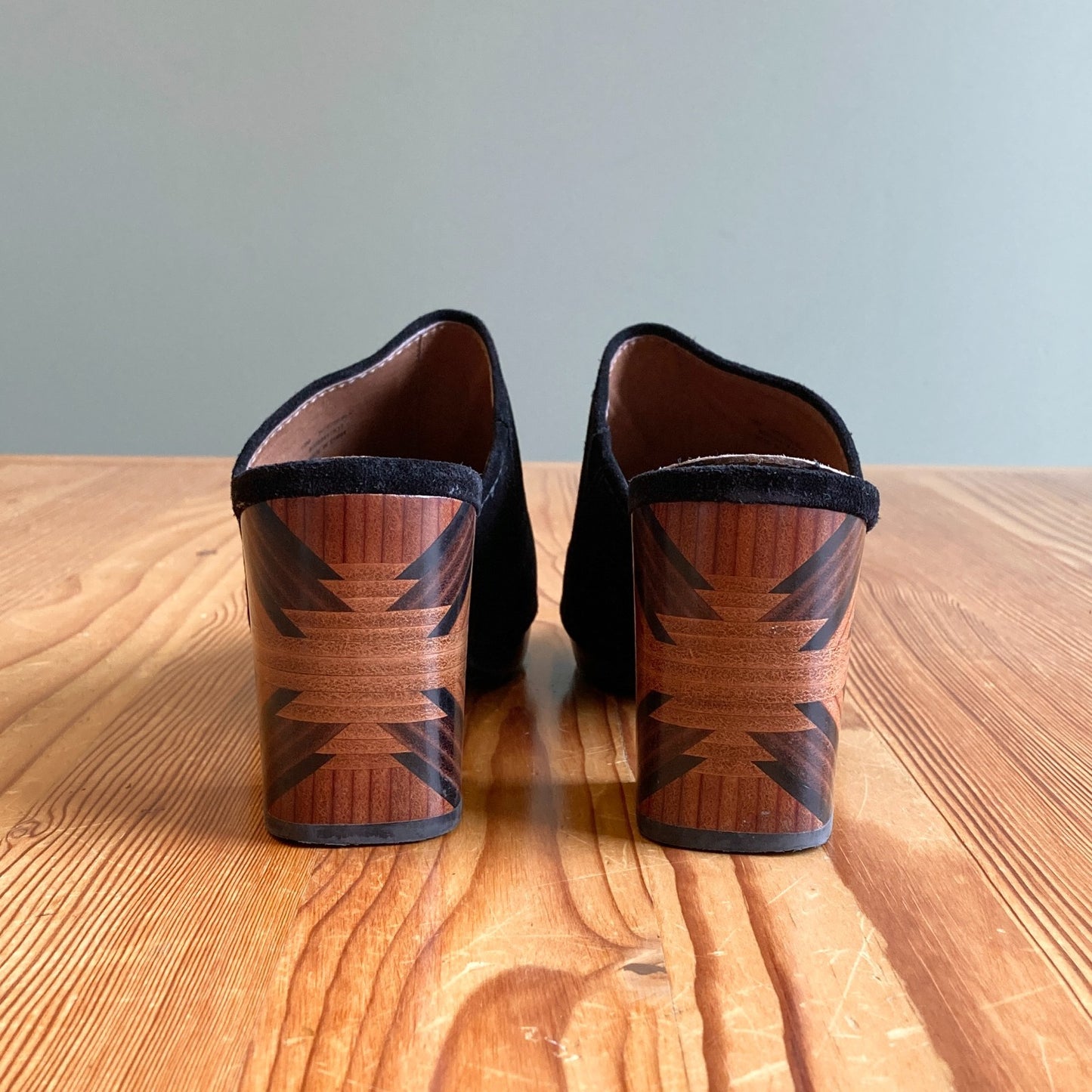 10 - Frye Black Suede Leather Unique Blake Sedona Mules Shoes w/ Box 1021KD