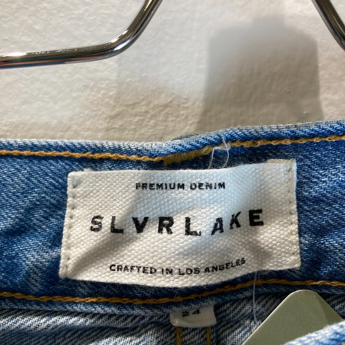 SLVRLAKE Sweet Thing Light Wash Virginia Slim Jeans - Size 24 - 0903BN