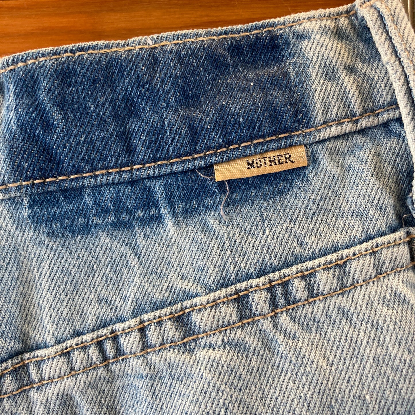Mother Light Wash Denim Half Pipe Flood Material Girl Jeans - Size 25 - 1103ES