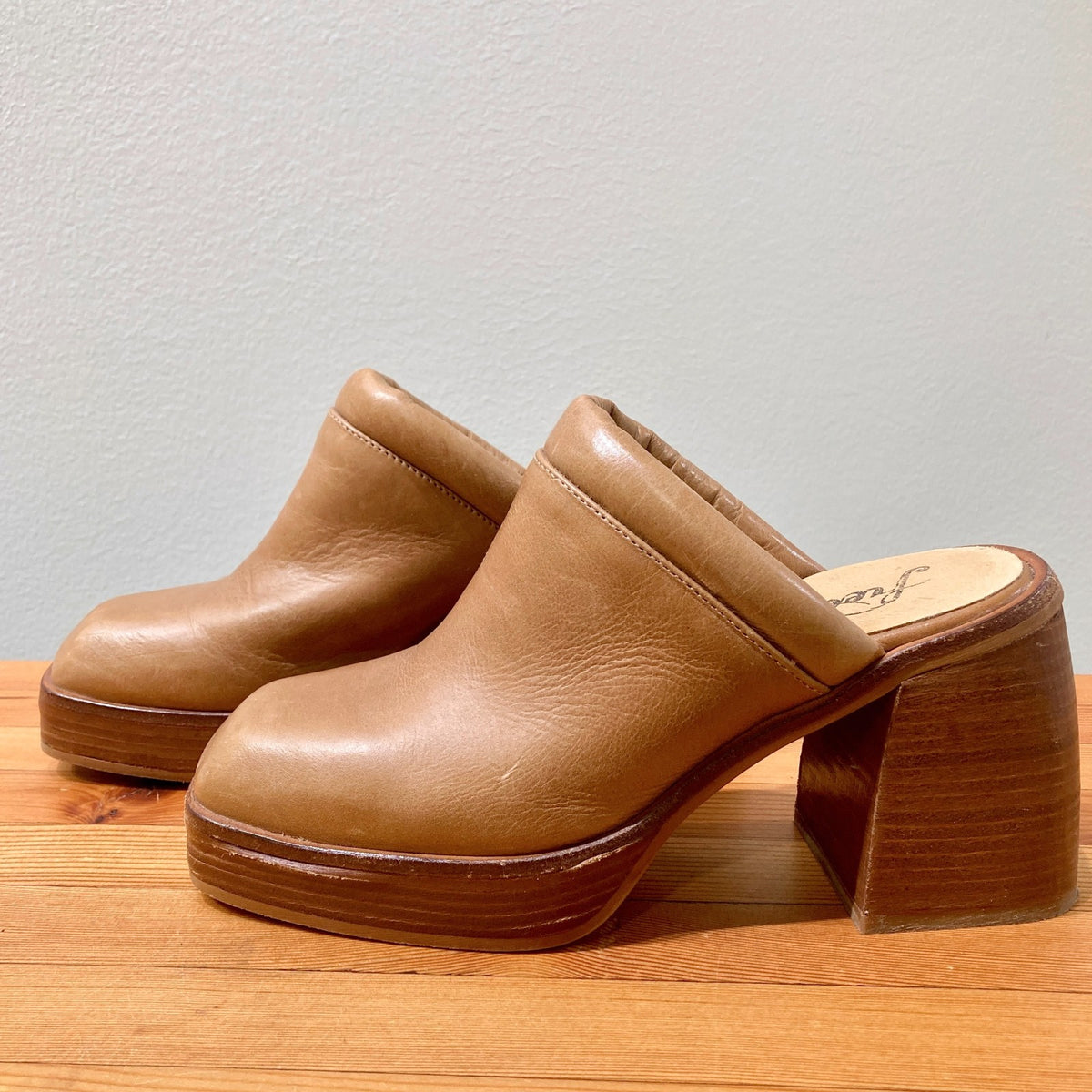 Free People Tan Ruby Platform Mule Slip On Heels Shoes - Size 36 / 6 - 0312IG