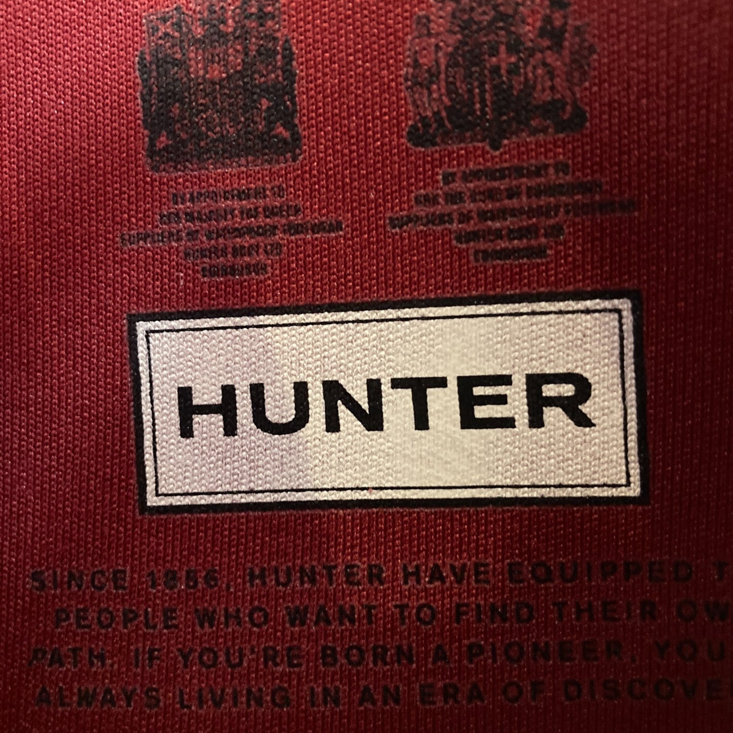 Hunter $190 Military Red Original Gloss Tall Rainboots Boots - Size 8 - 0306CH