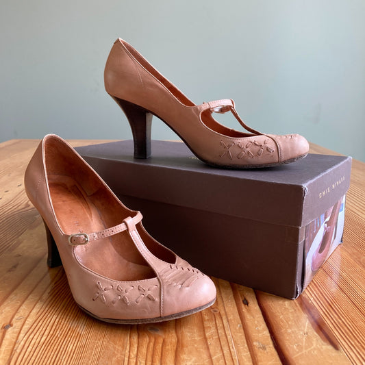 Chie Mihara Tan Leather T Strap Mary Jane Shoes - Sz 36.5 / 6.5 - w/ Box 0818SL