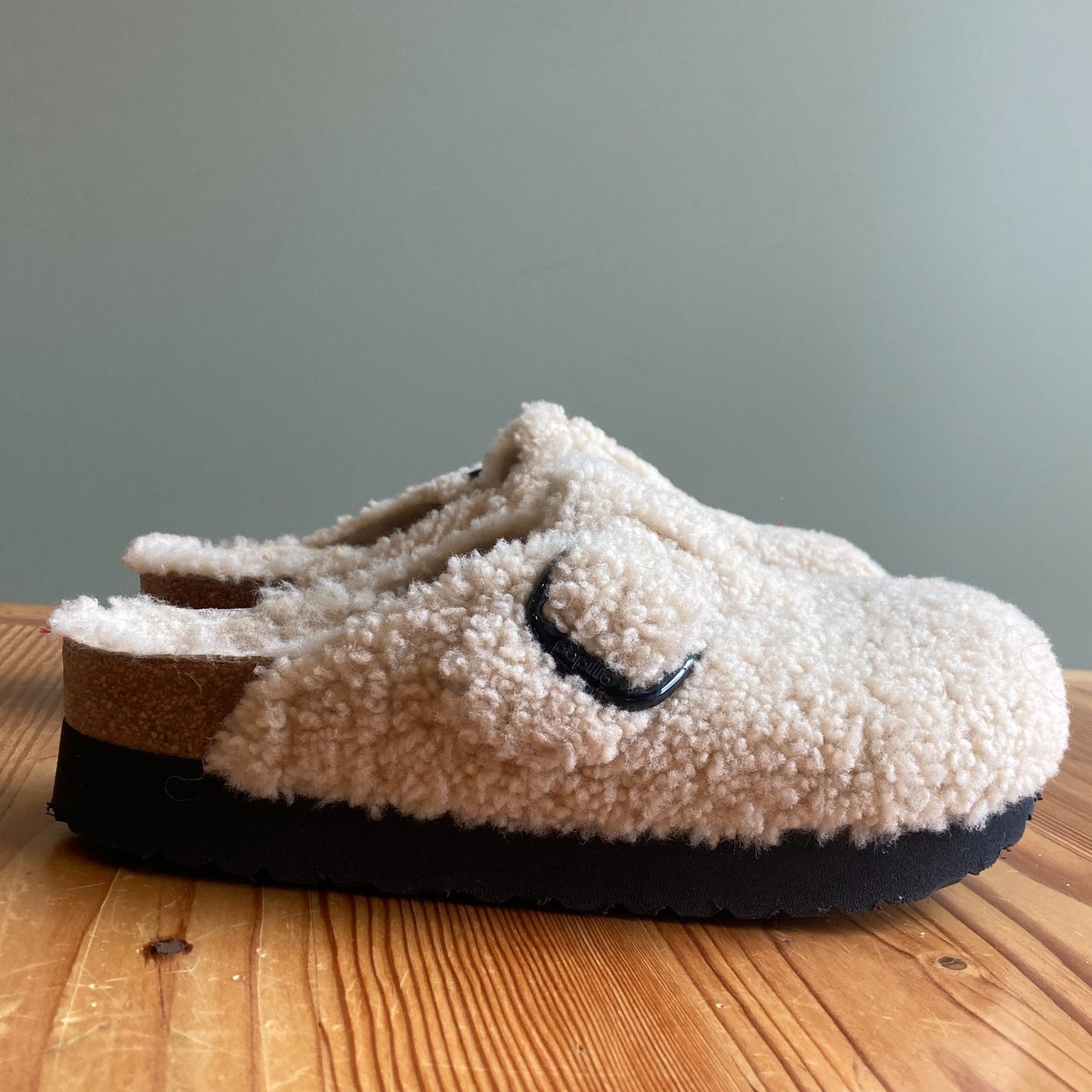 Papillio Teddy Shearling Big Buckle Boston Clogs Shoes -Sz 39 / 8 - 4427SC