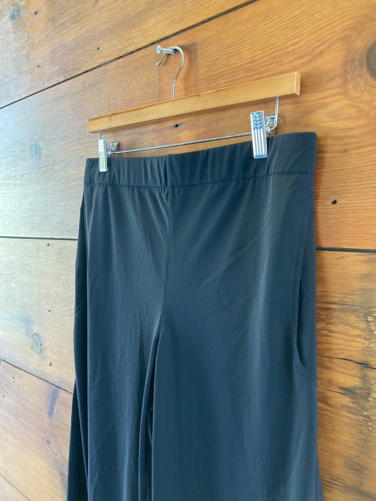 Ruti $249 Black On the Loose Work Barrel Leg Pants - Size 8 - NEW - 4427SC