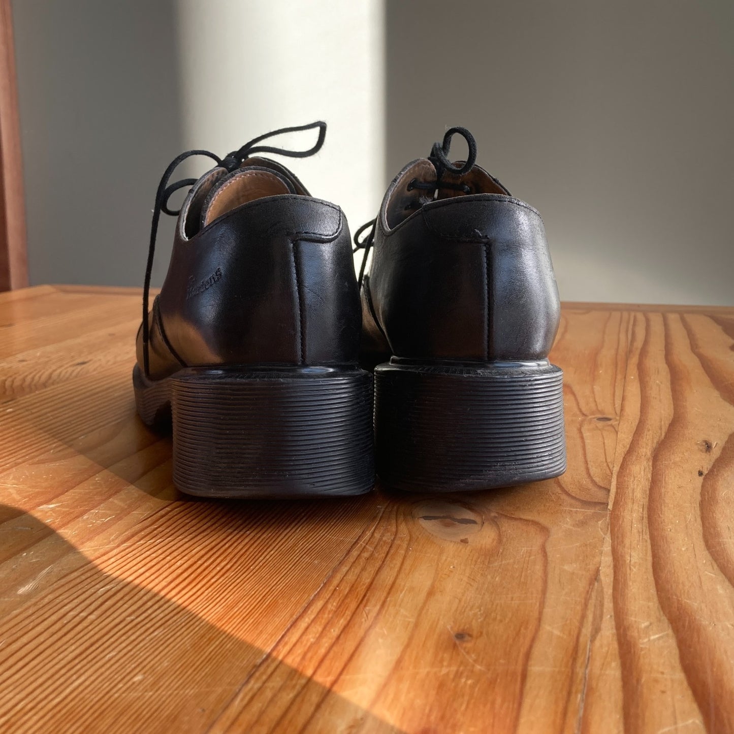 8 - Dr Martens Black Y2K 90s Made In England Chunky Platform 8671 Oxford 0609CM