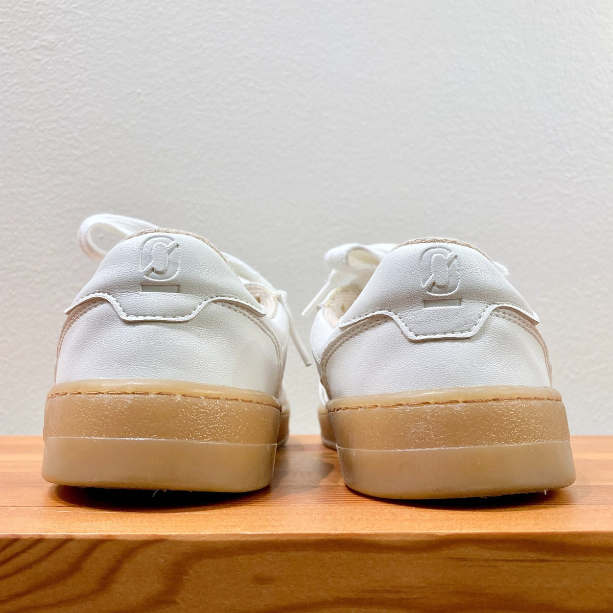 Ohne Project White Gum 080 XLBAREFOOT Sneaker Shoes- Size 37 / 7 - 1107MB
