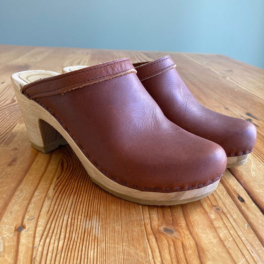 No. 6 Store Brown Leather Platform Stapled Clogs Shoes - Size 39 / 8 - 1011SC