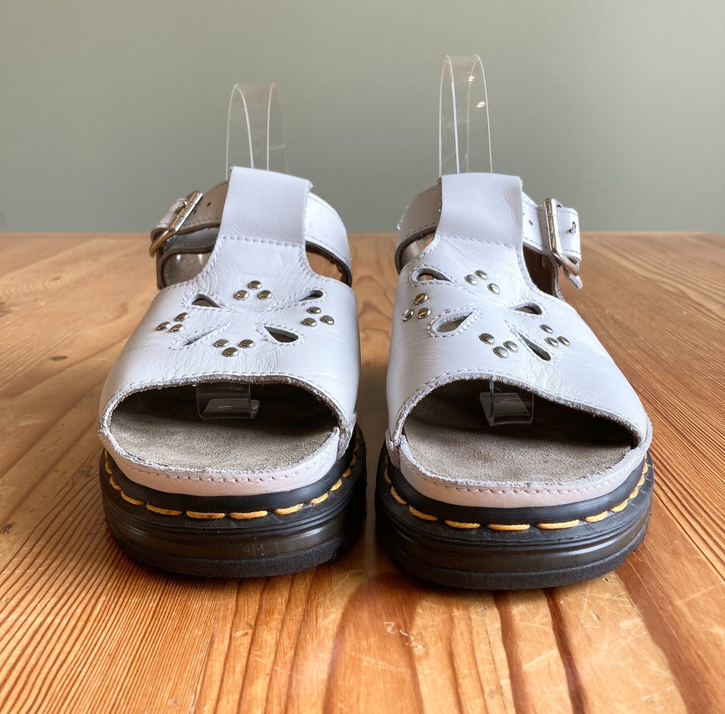 Dr. Martens Vintage 90s White Dunnet Flower Sling Back Sandals - Size 6 - 0425SV