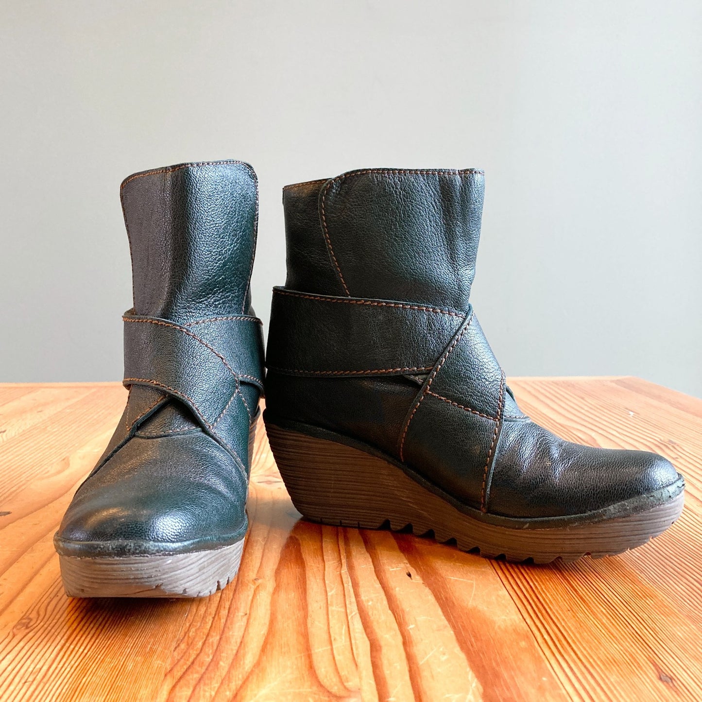 39 / 9 - Fly London Dark Green Leather Wedge Sole Platform Boots 0114KE