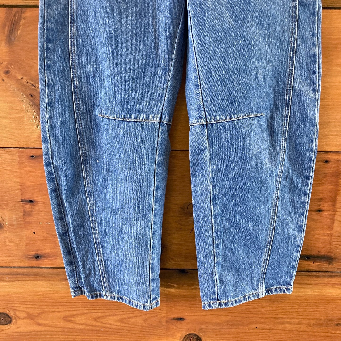 Parke Medium Wash Button Fly Horseshoe Barrel Leg Jeans - Size 27 - 0815JF